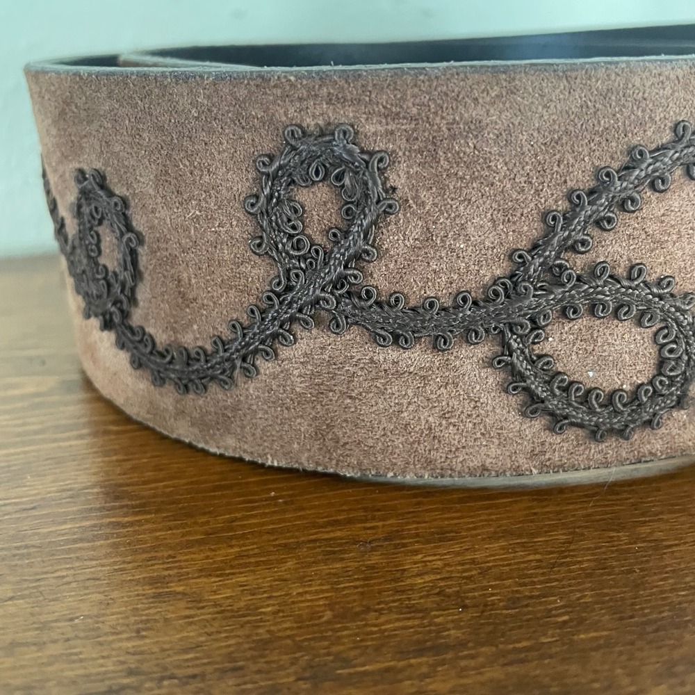 Vintage MAX MARA Belt Microsuede Embroidered Loop Design Wide Big Buckle *READ - Picture 3 of 15
